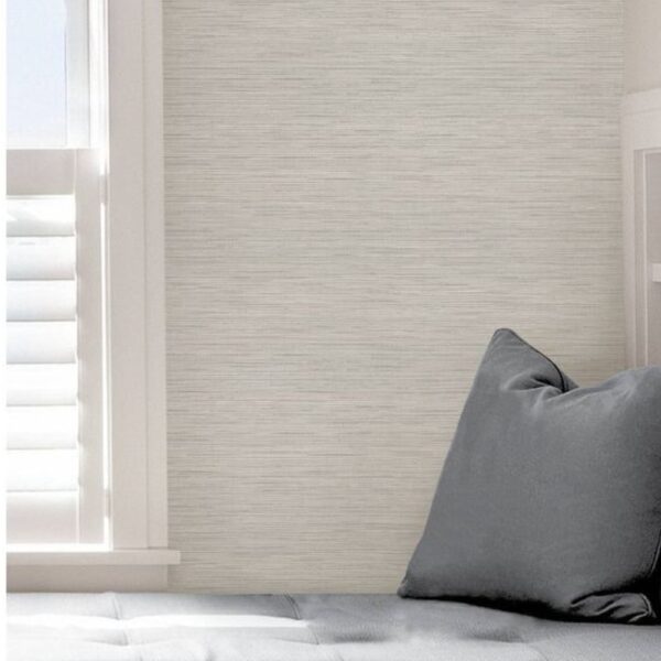 Giấy dán tường Lilycolor 15-614 - Màu xám nhạt