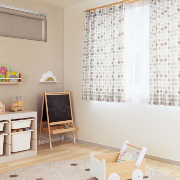 Giấy dán tường Lilycolor MR9352 - Màu trắng kem
