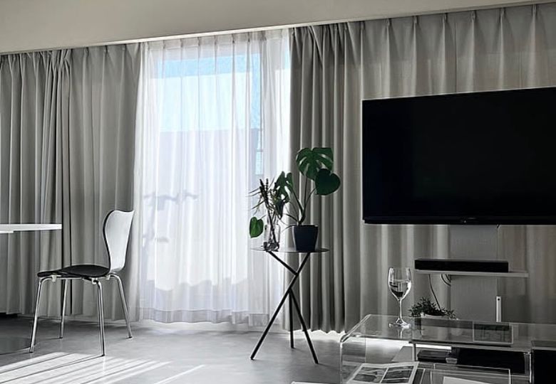 Rèm cửa màu ghi sáng