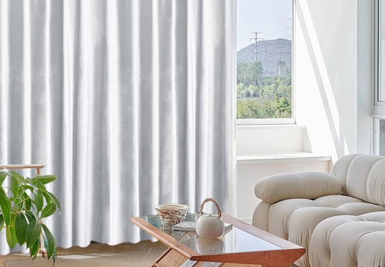 Rèm cửa màu xám bạc