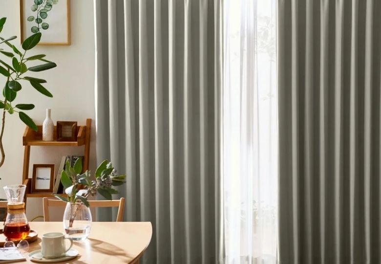 Rèm cửa màu xám