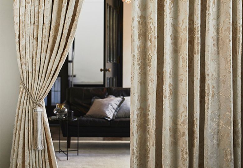 Rèm vải ngăn lạnh điều hòa