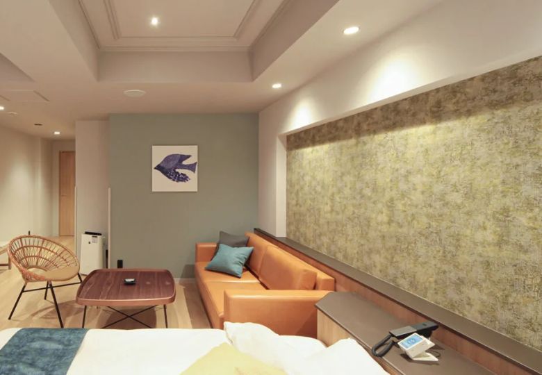 Giấy dán tường khách sạn