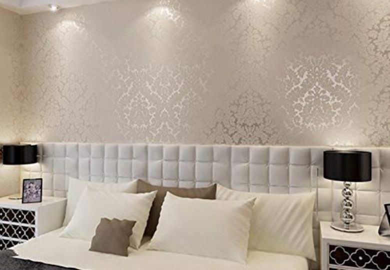 Tạo chiều sâu với ánh sáng kết hợp giấy dán tường