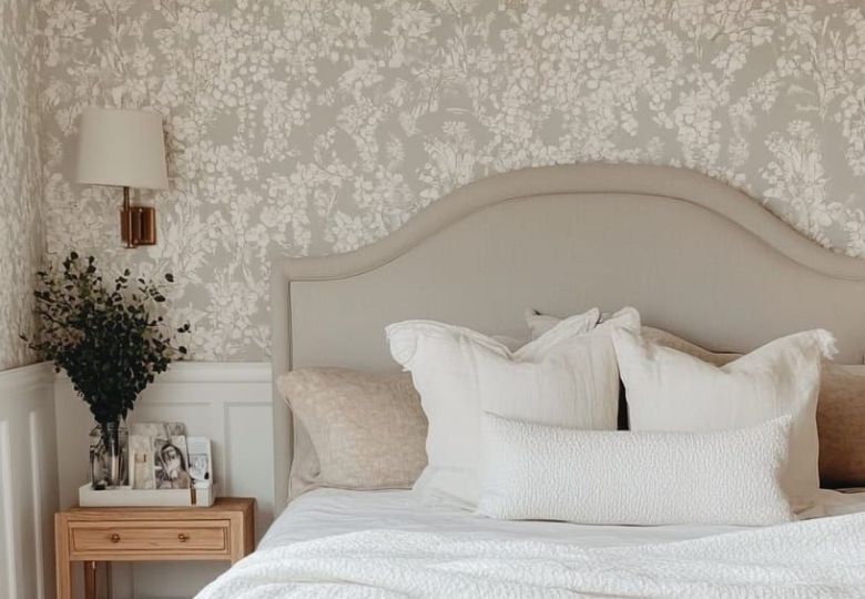 Gợi ý giấy dán tường phòng ngủ vợ chồng mới cưới, cưới lâu năm đẹp