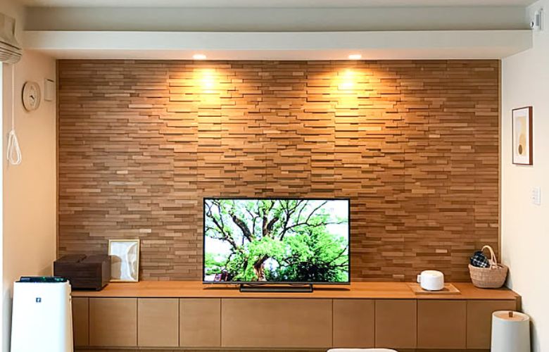 Trang trí giấy dán tường sau tivi cho không gian phòng khách đẳng cấp