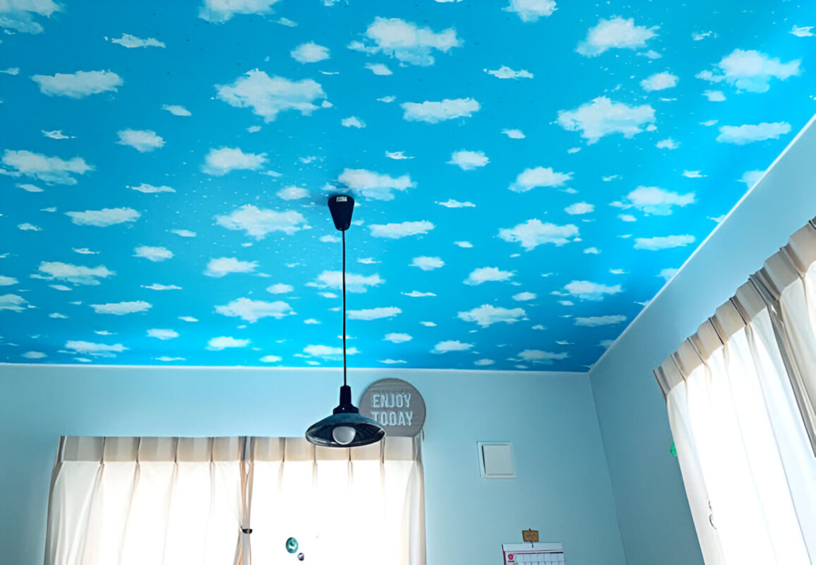 Giấy dán trần nhà màu xanh họa tiết đám mây cho phòng ngủ trẻ em