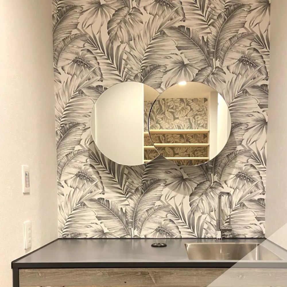 Giấy dán tường Sangetsu Fine – FE74453 - Họa tiết lá cọ màu xám