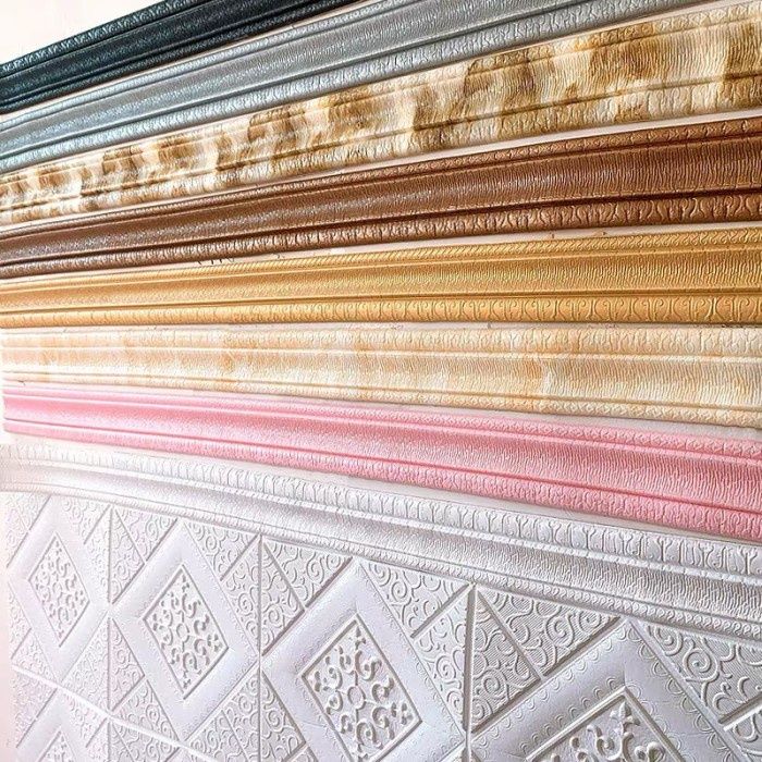 Giấy dán chân tường
